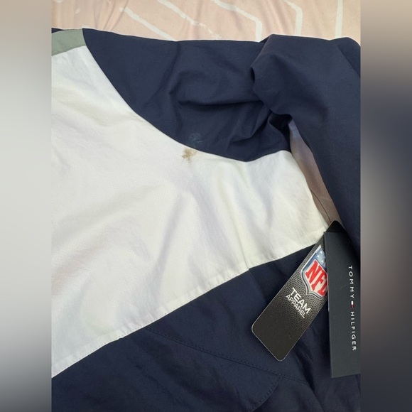 Tommy Hilfiger Navy and White Men's Dallas Cowboys windbreaker - Picture 5 of 8